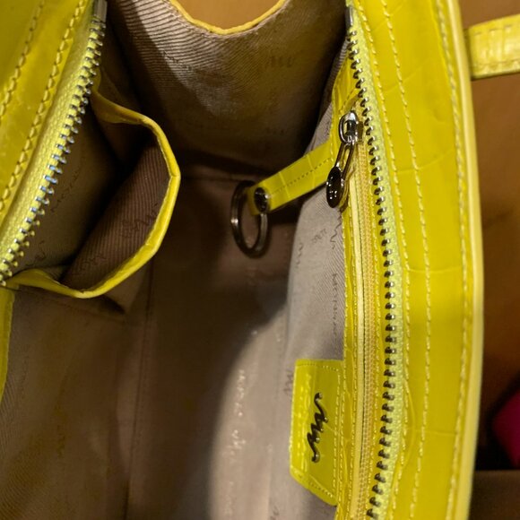 Vintage Monsac Bright Yellow crocodile embossed Handbag EUC - Picture 9 of 11